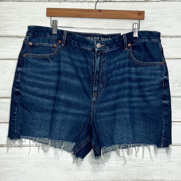 American Eagle Curvy Relaxed Short Dark Wash Denim Plus Size 18 - Picture 1 of 7